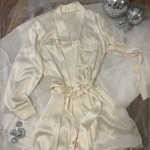 SKIMS Bridal Robe